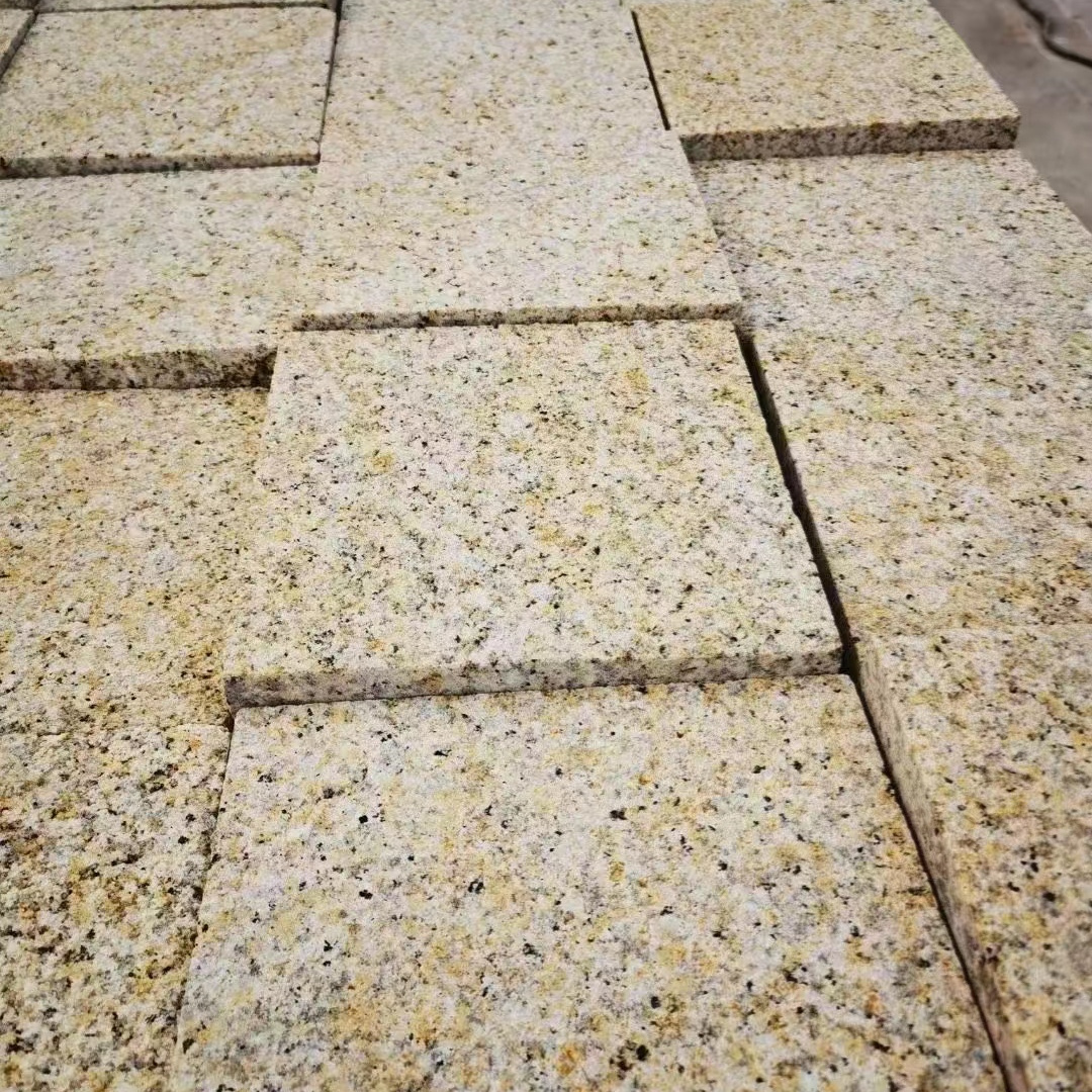 天然黄锈石黄岗岩火烧板石材地铺石(图1)